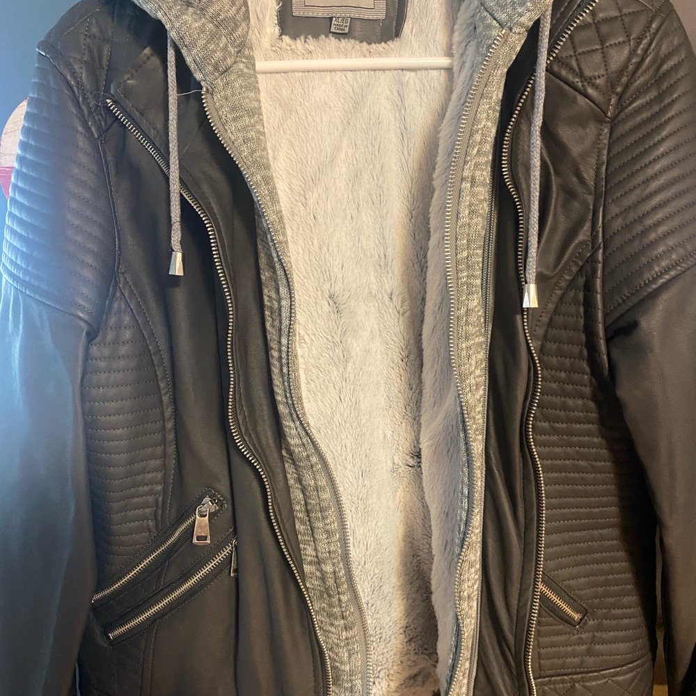 Women’s Grey Quilted Jacket